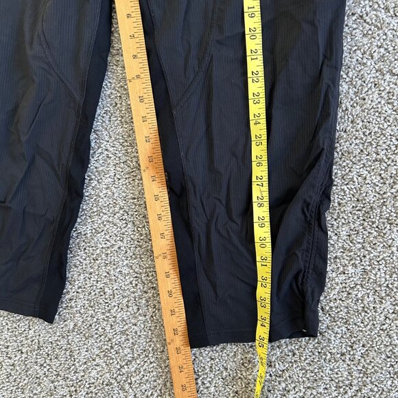 Lululemon Dance Studio Womens 12 Black Cropped Pants Activewear - Picture 10 of 11